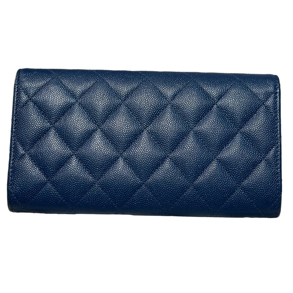 CHANEL Quilted Caviar Wallet - Picture 2 of 5